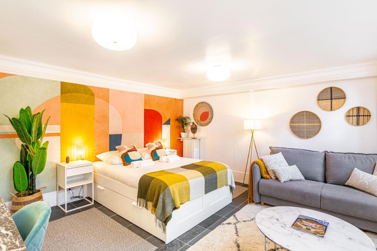 Modern Apartement Grand Paris, Tv Salon, Sharing Garden, Villa Des Ammonites Meudon Bagian luar foto